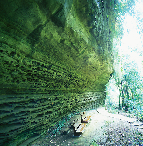 蝙蝠洞瑞里風景區